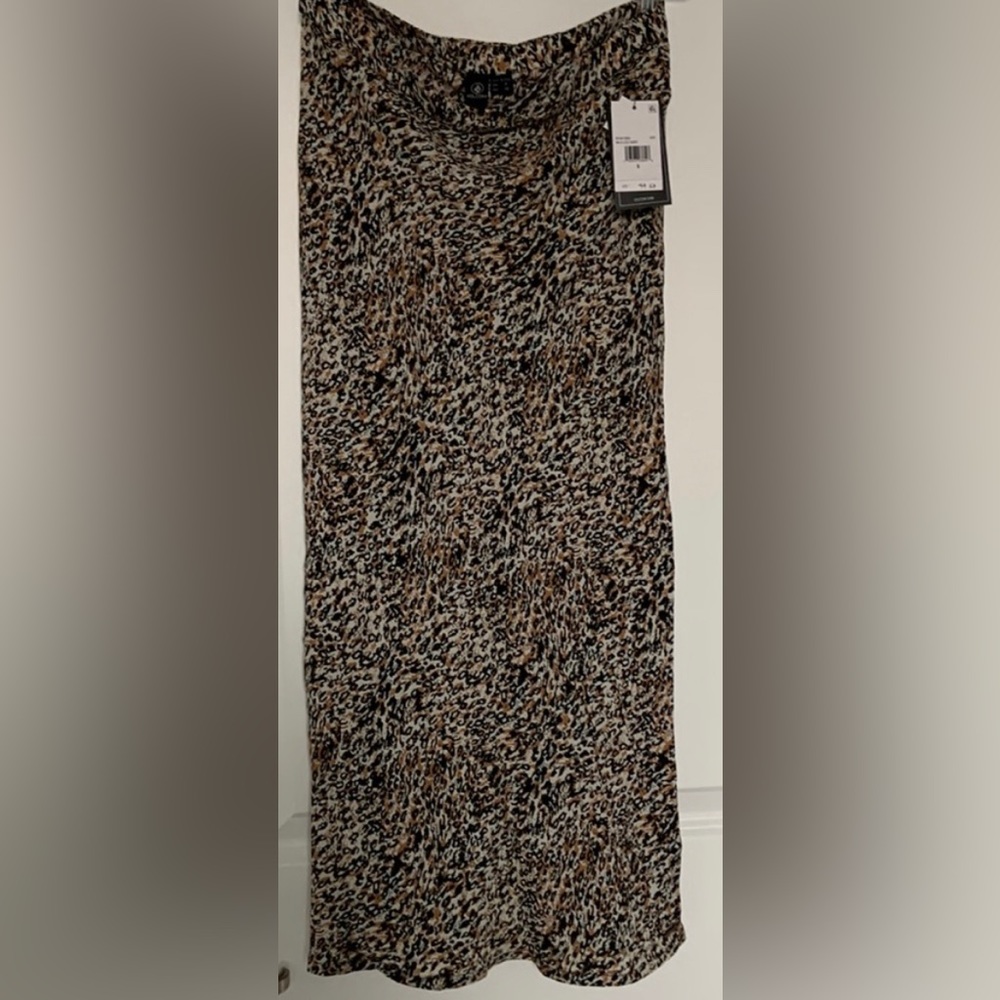 Volcom Im a Leo Skirt, size XS, Leopard
